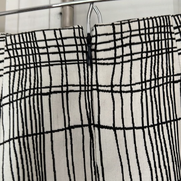 Loft Windowpane Plaid Print Mini Skirt Black White - Picture 4 of 4